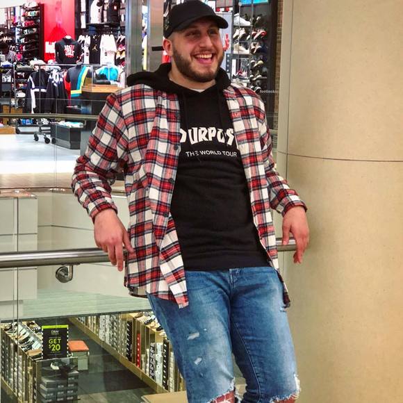 Meet your Posher, Zaid - Picture 1 of 1